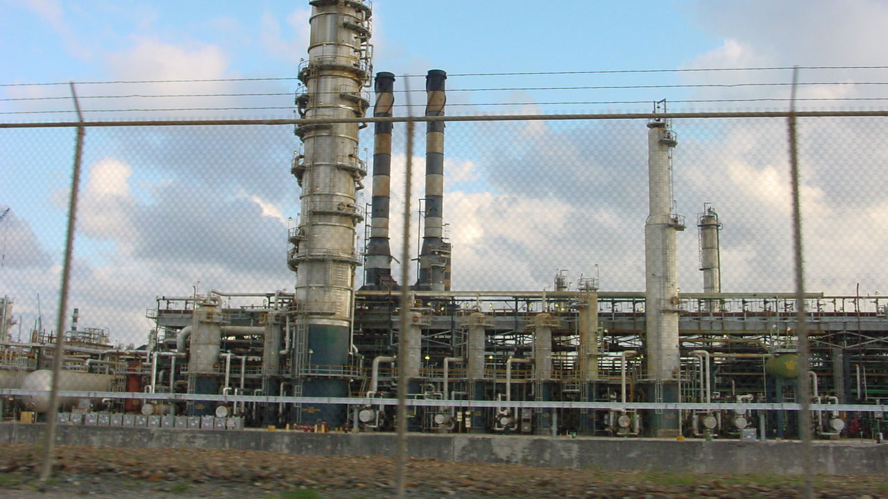 Chinese Oil Storage Lease to Revive Caribbean Hub